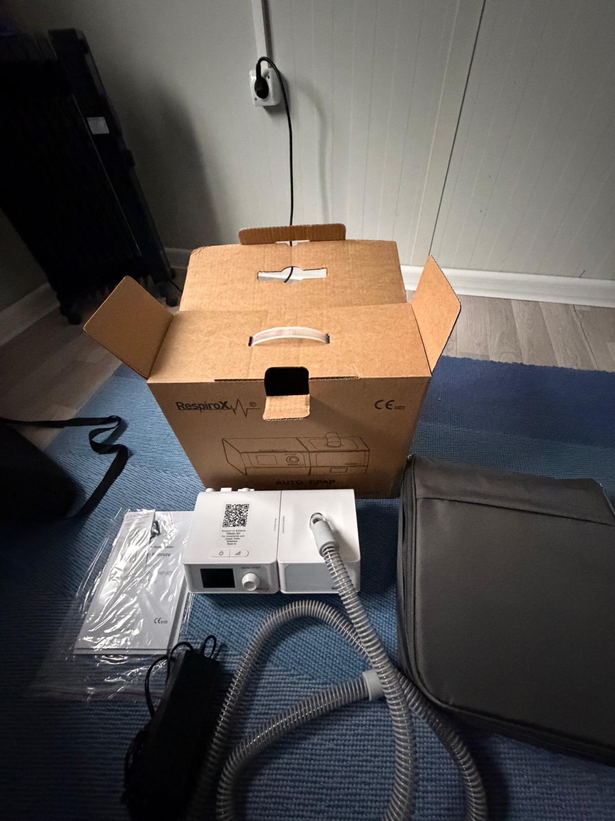 Secondhand Respirox SoundSleep LC-APAP Pro AUTOCPAP Device with Humidifier - Image 2
