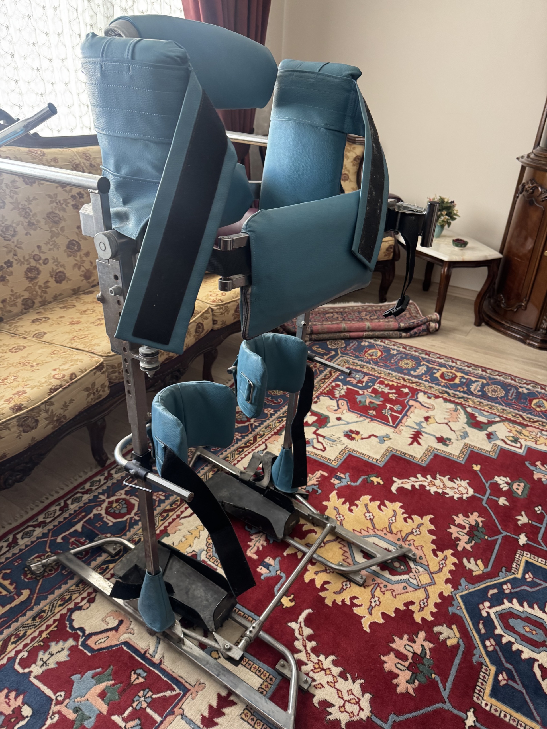 Secondhand Vitea Care PD Adult Parapodium Device