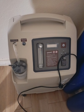 Secondhand Yuwell 7F-10 10L/min Oxygen Concentrator