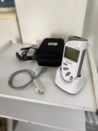 Secondhand Edan H100B Handheld Pulse Oximeter
