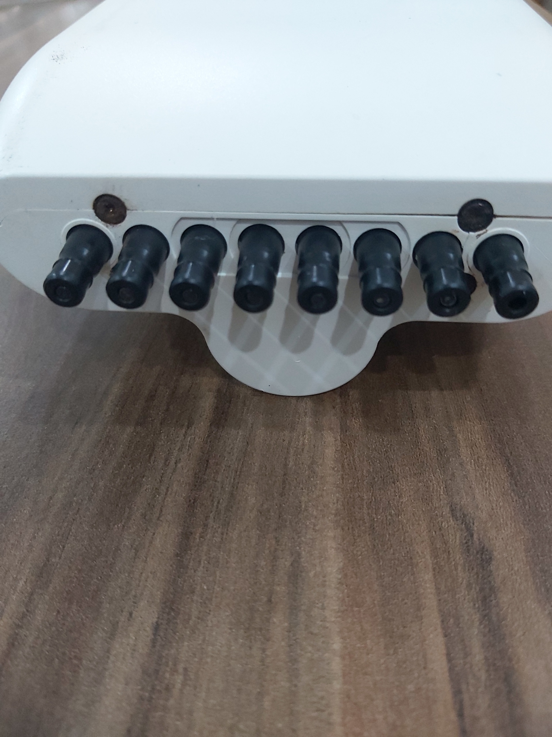 Secondhand TANBead Maelstrom M8-H Magnetic Rotary Mixer - Image 3