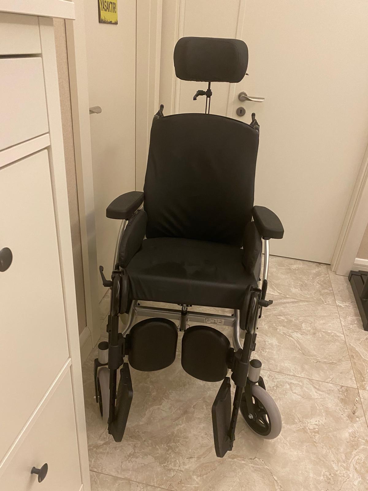 Secondhand Meyra Solero Light Adult Manual Wheelchair