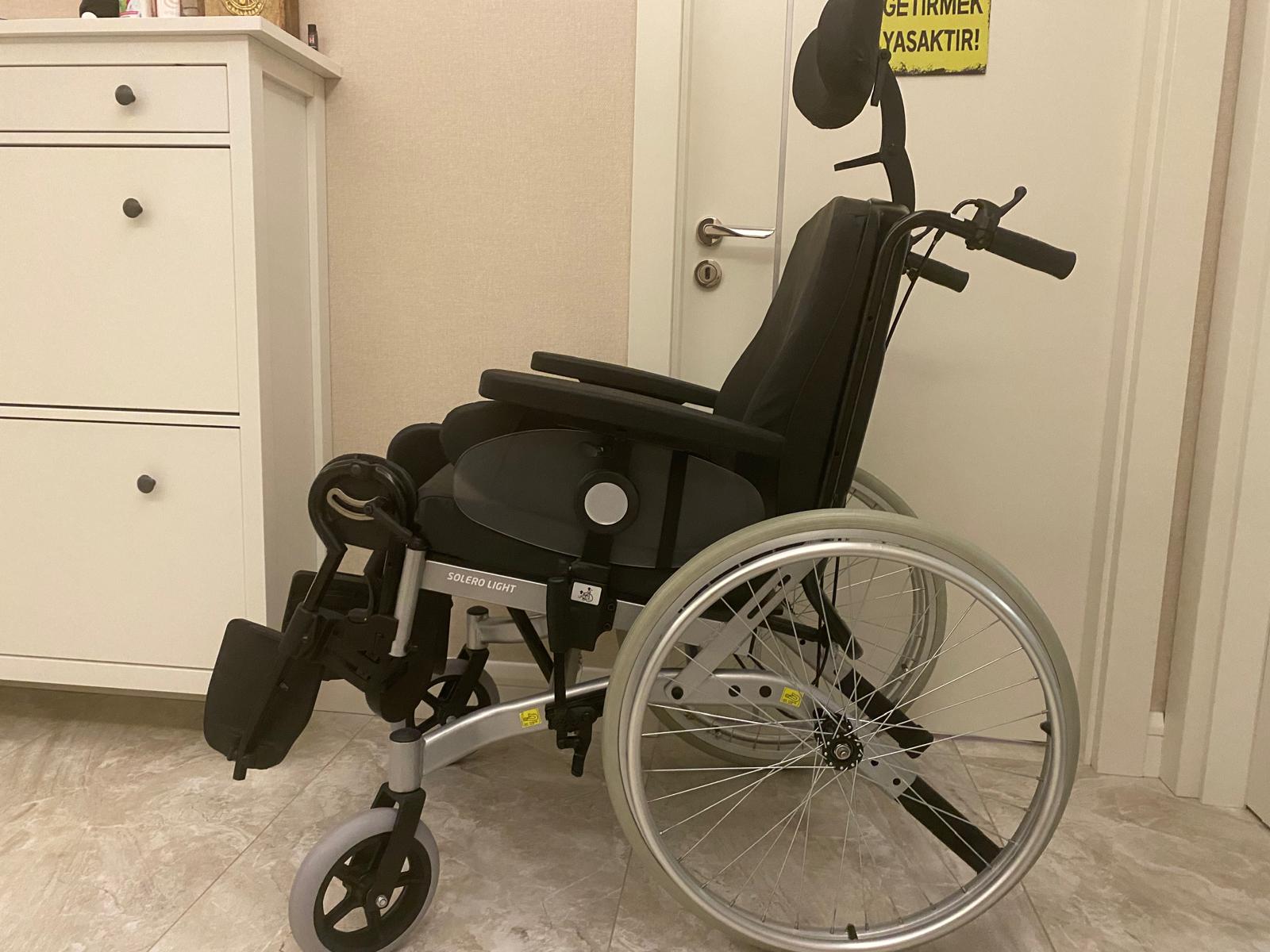 Secondhand Meyra Solero Light Adult Manual Wheelchair - Image 2