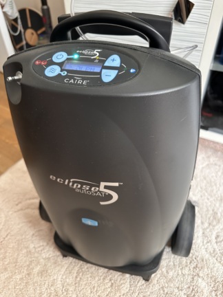 Secondhand Caire Eclipse 5 8.3kg Portable Oxygen Concentrator