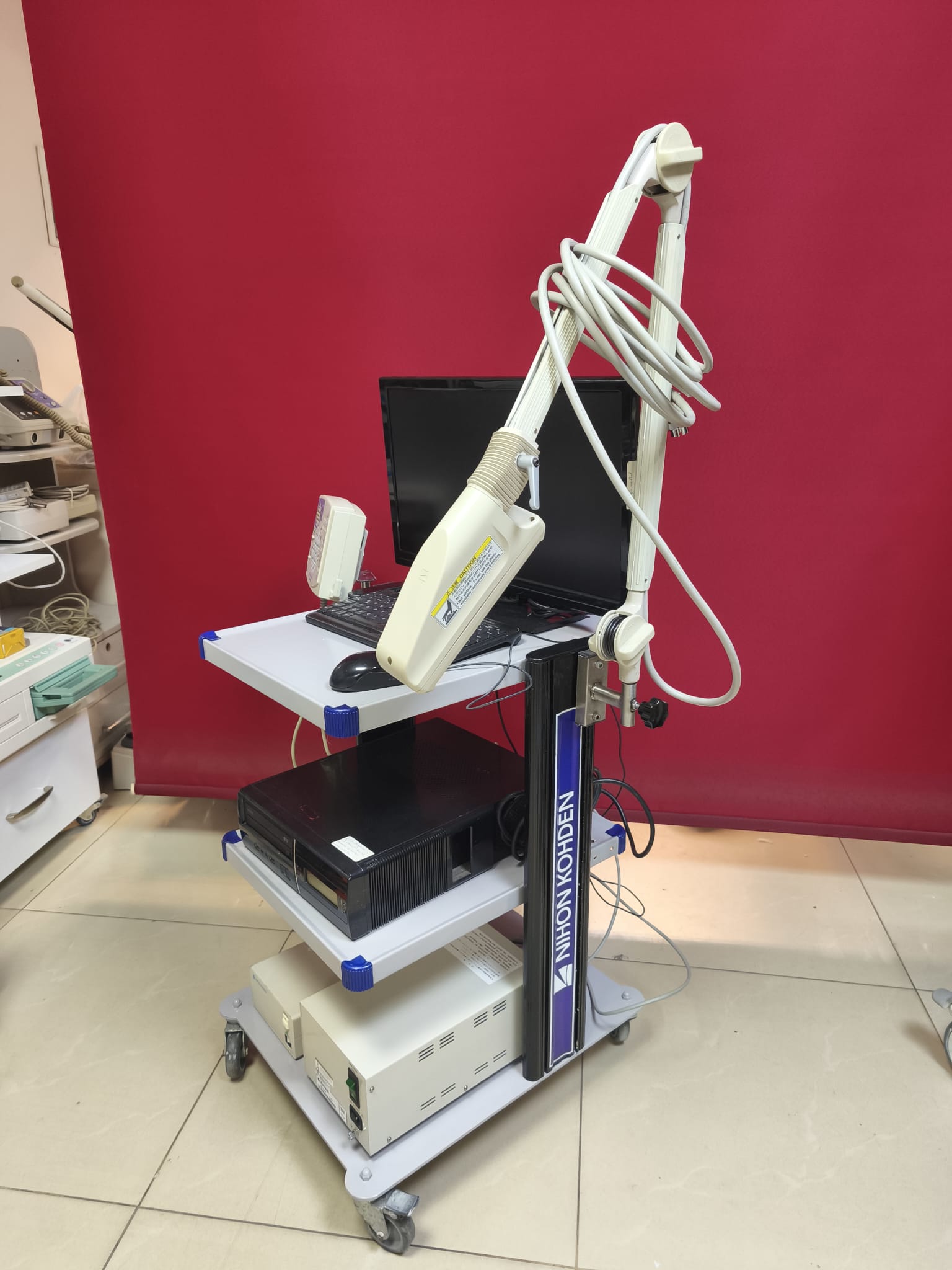 Secondhand Nihon Kohden Neurofax EEG-1200K 32 Channel EEG Device - Image 2