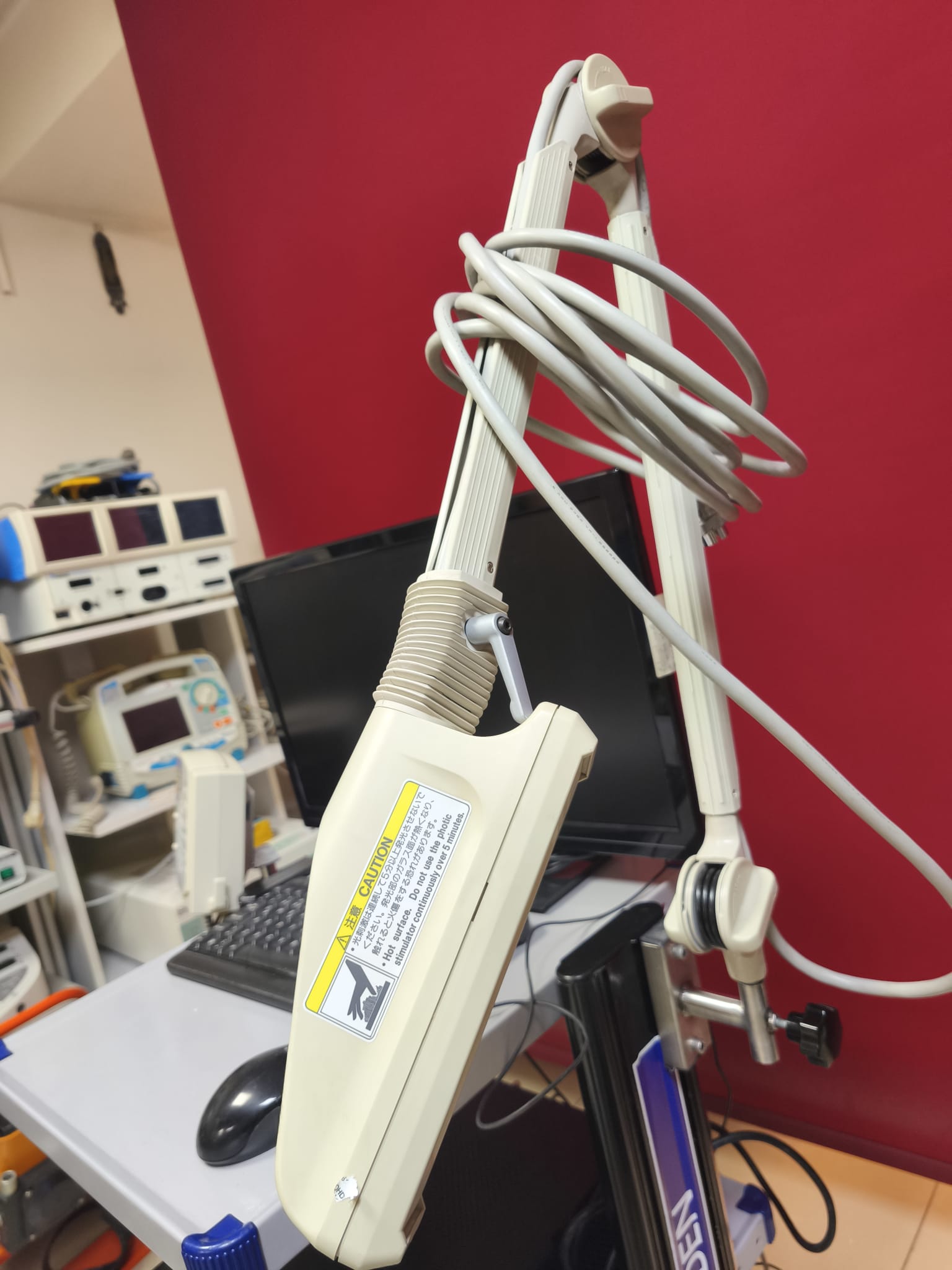Secondhand Nihon Kohden Neurofax EEG-1200K 32 Channel EEG Device - Image 5