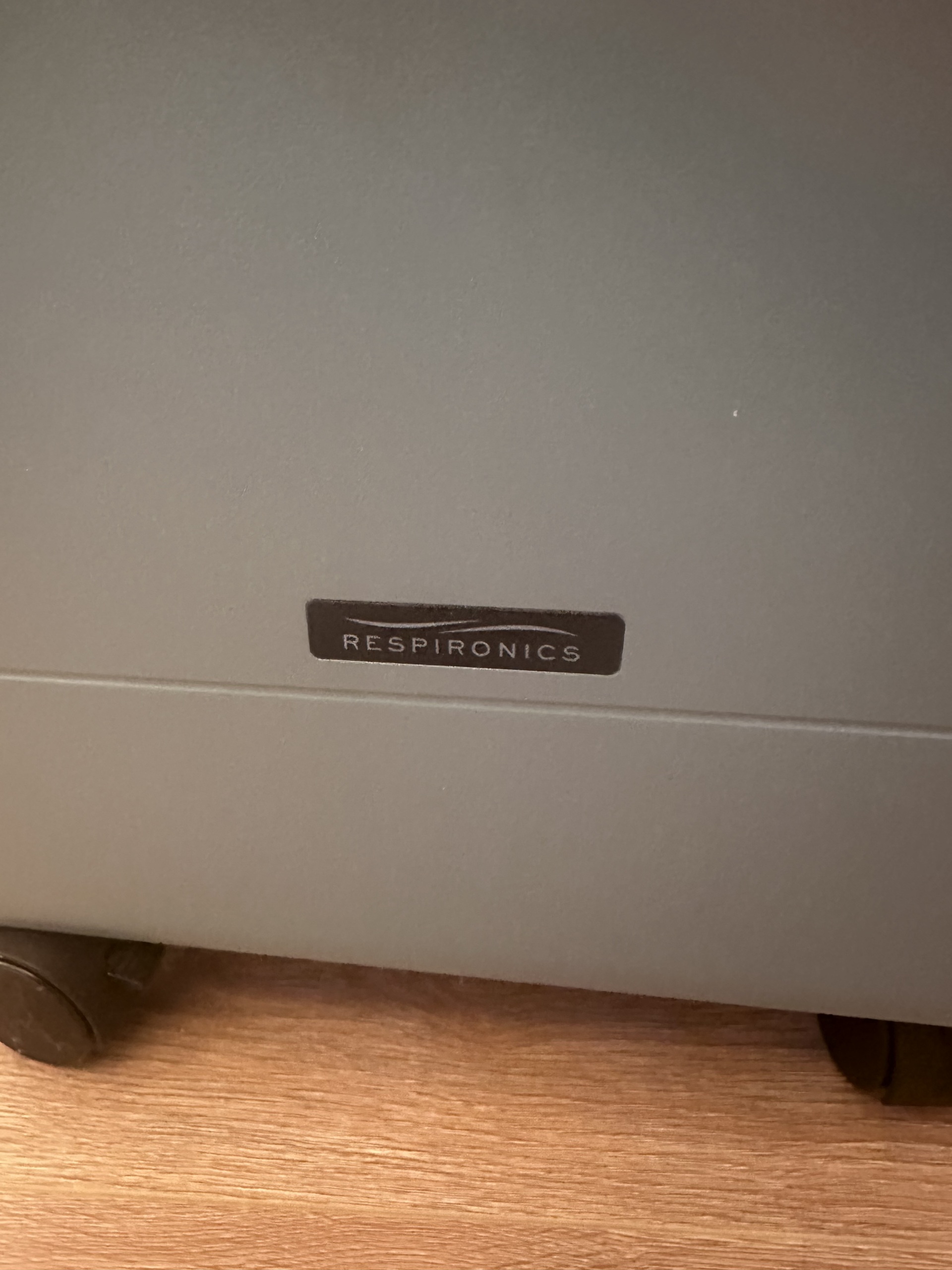 Secondhand Philips Respironics Everflo 5L/min Oxygen Concentrator - Image 2