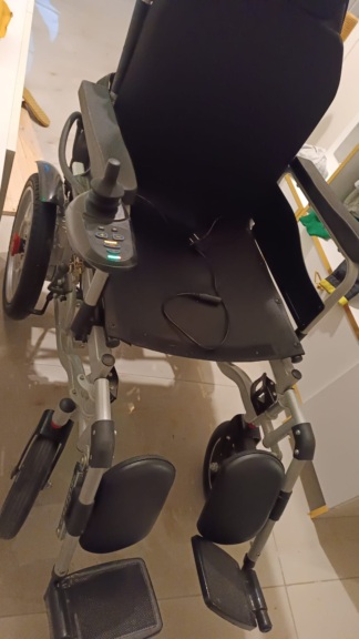 İkinci El Fuhassan FH 903 Comfort Plus Yetişkin Akülü Tekerlekli Sandalye