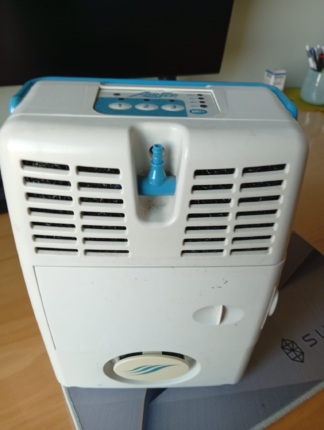 Secondhand AirSep Freestyle 3 2kg Portable Oxygen Concentrator