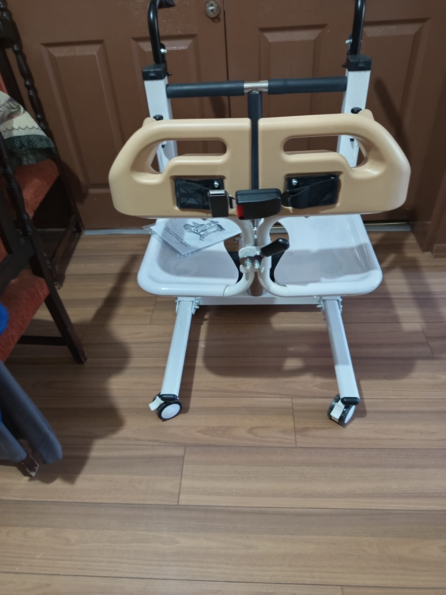 Secondhand Römer R451 Patient Lift - Image 2