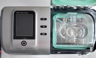 Secondhand Ventmed DS-6 AUTOCPAP Device with Humidifier