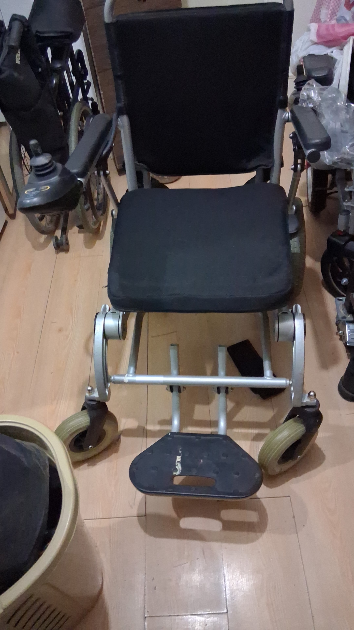 Secondhand Fulmaks 8002 Adult Electric Wheelchair