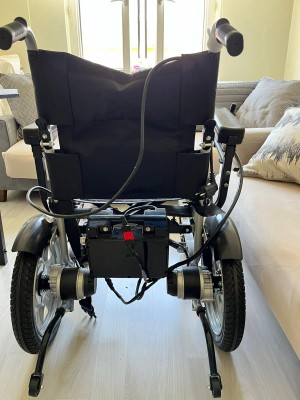 Secondhand Yılsan YIL102 Adult Electric Wheelchair - Image 2