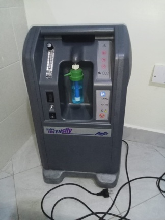 Secondhand Airsep Newlife Intensity 10 10L/min Oxygen Concentrator
