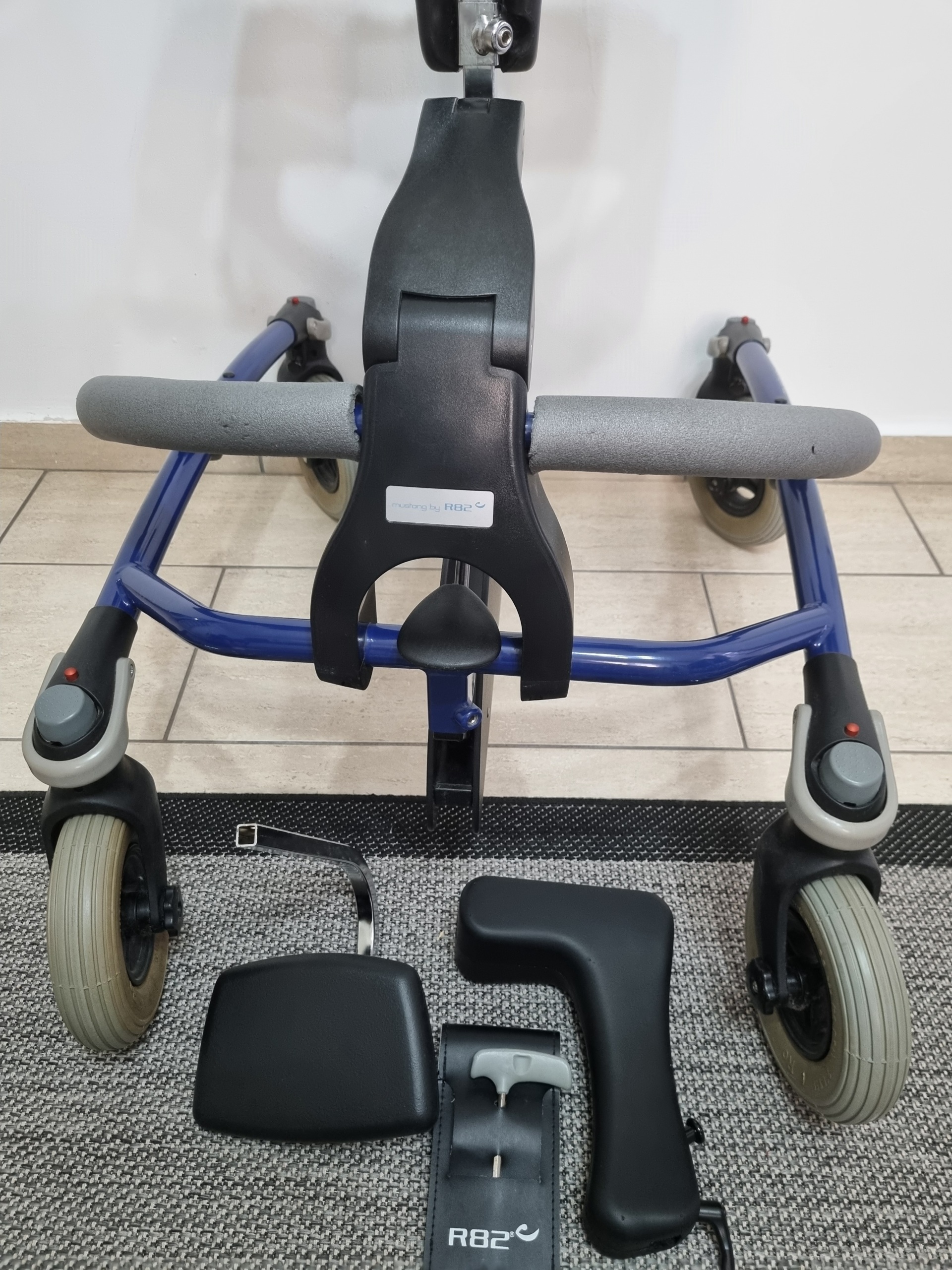 Secondhand Etac R82 Mustang 2 Child Wheeled Walker - Image 3