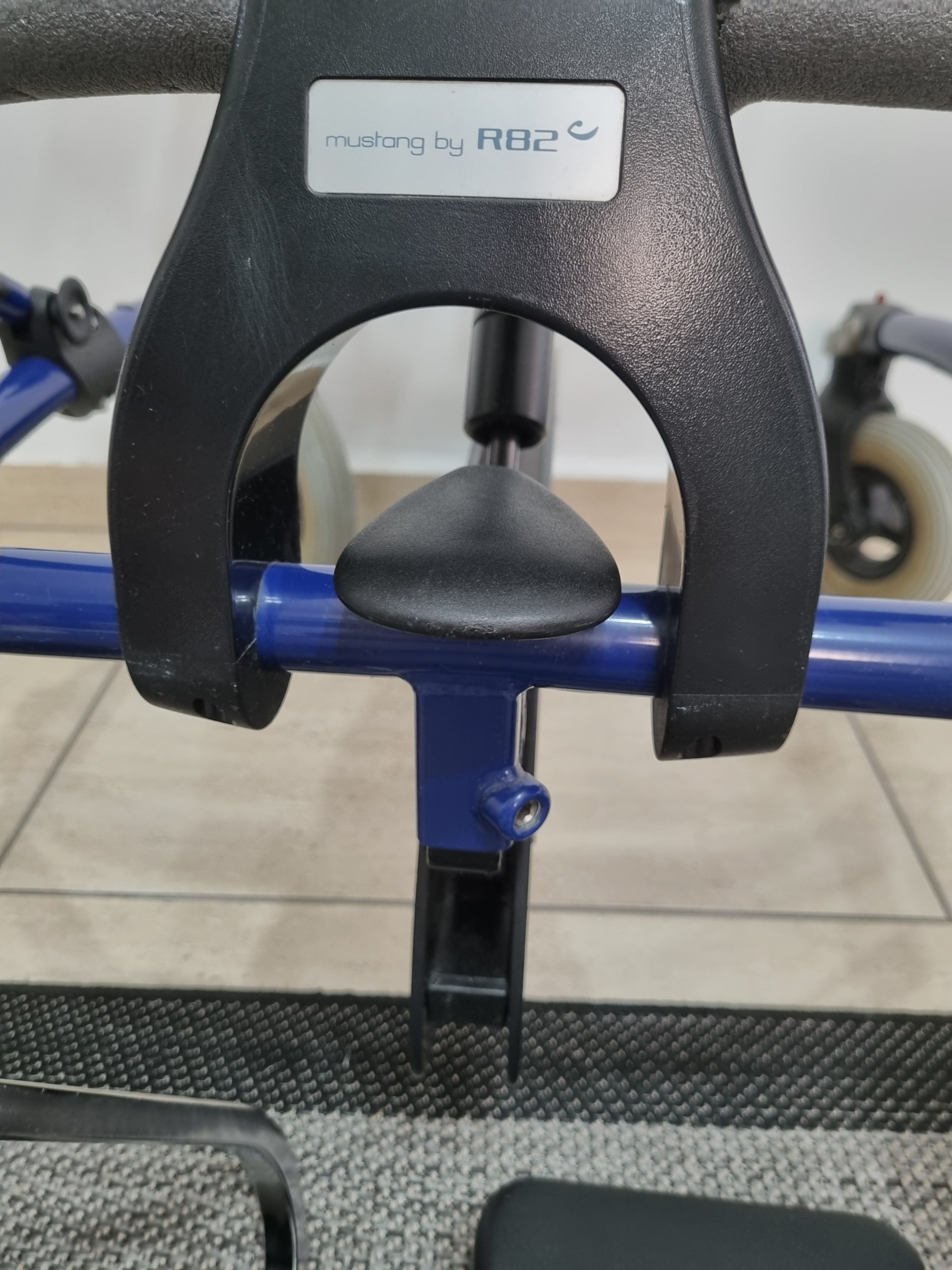 Secondhand Etac R82 Mustang 2 Child Wheeled Walker - Image 2