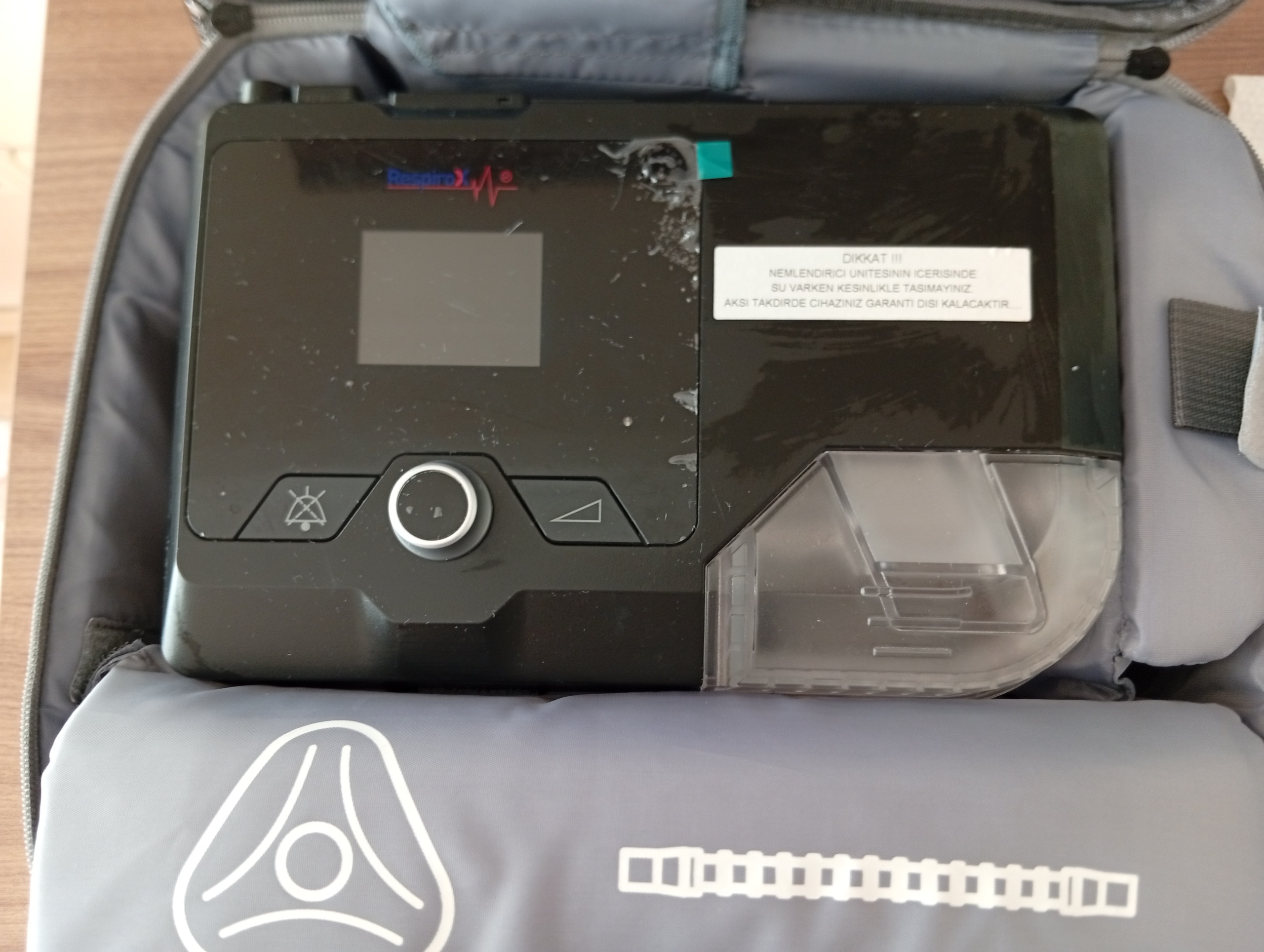Secondhand Respirox G2S C20 CPAP Device with Humidifier