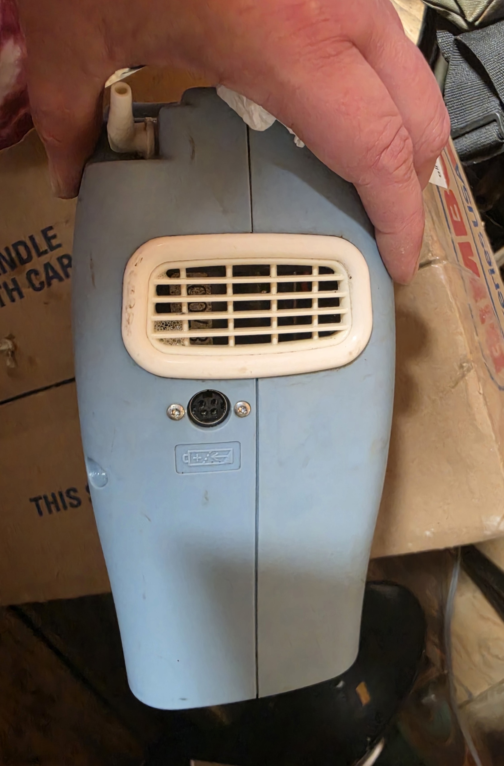 Secondhand Lifechoice Activox Pro 1.9kg Portable Oxygen Concentrator - Image 3