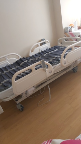 Secondhand Emek ES-153/A 3 Motor Patient Bed