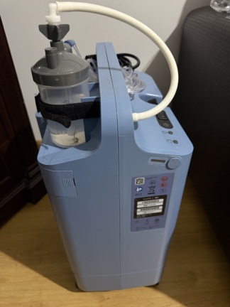 Secondhand Philips Respironics Everflo 5L/min Oxygen Concentrator