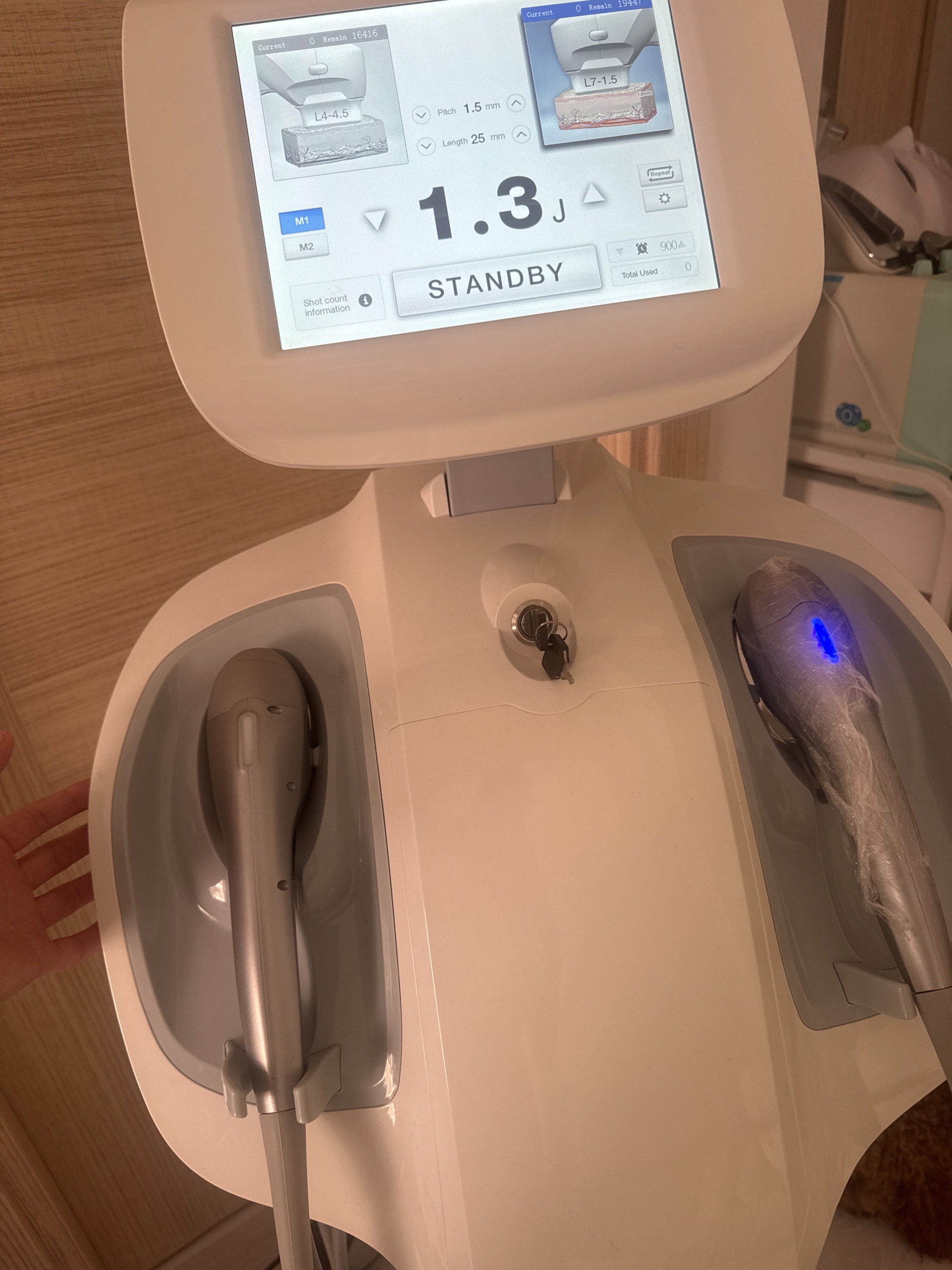 Secondhand KES HIFU-100 Lift Shot 7D High Intensity Focused Ultrasound (HIFU) Machine - Image 2