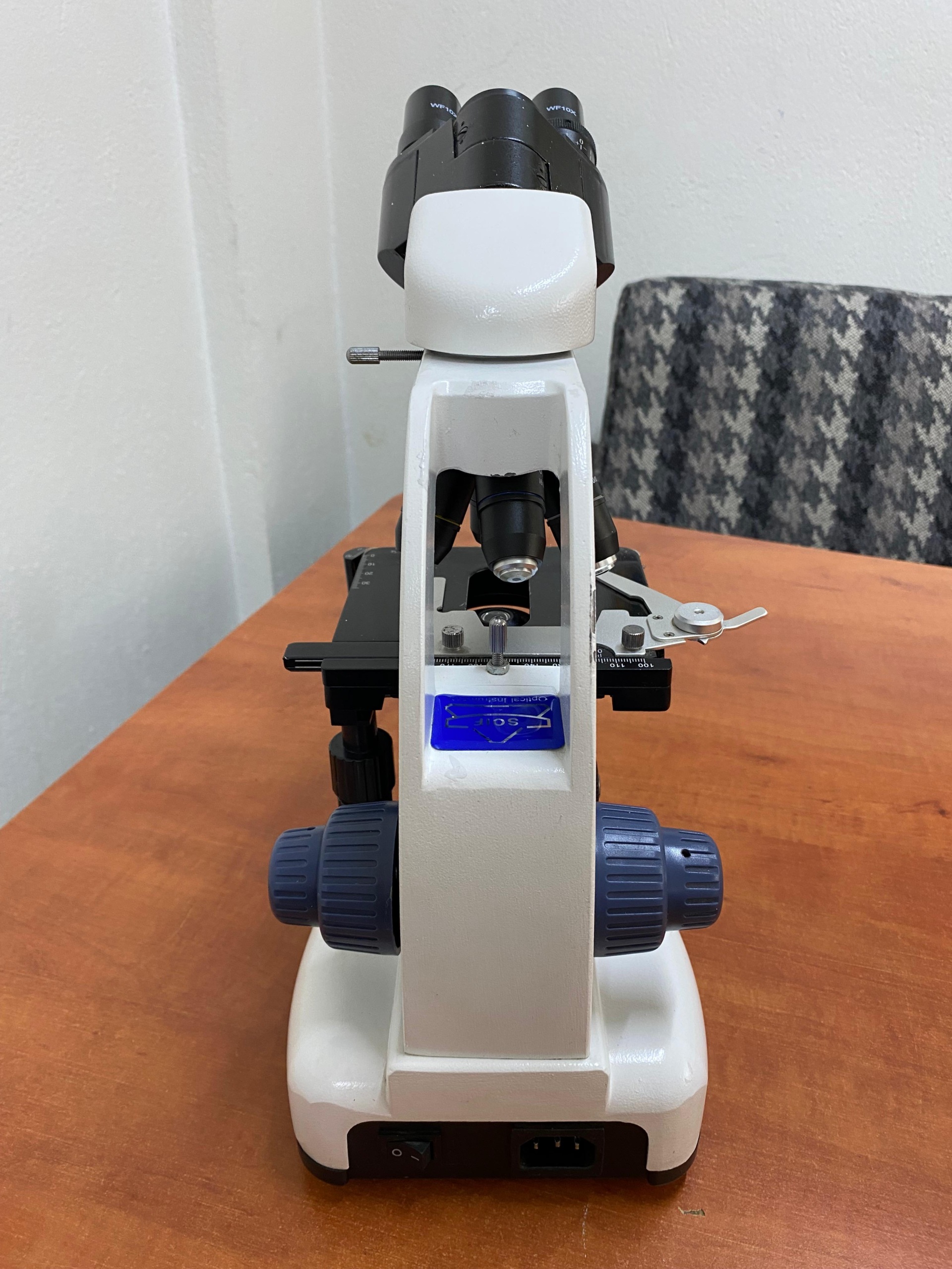 Secondhand SOIF MIC-B30/B Binocular Microscope - Image 4
