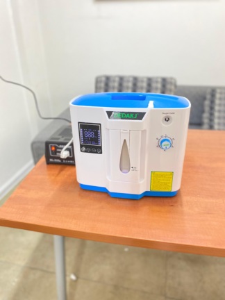 Secondhand Dedakj DDT-1B 6.5kg Portable Oxygen Concentrator