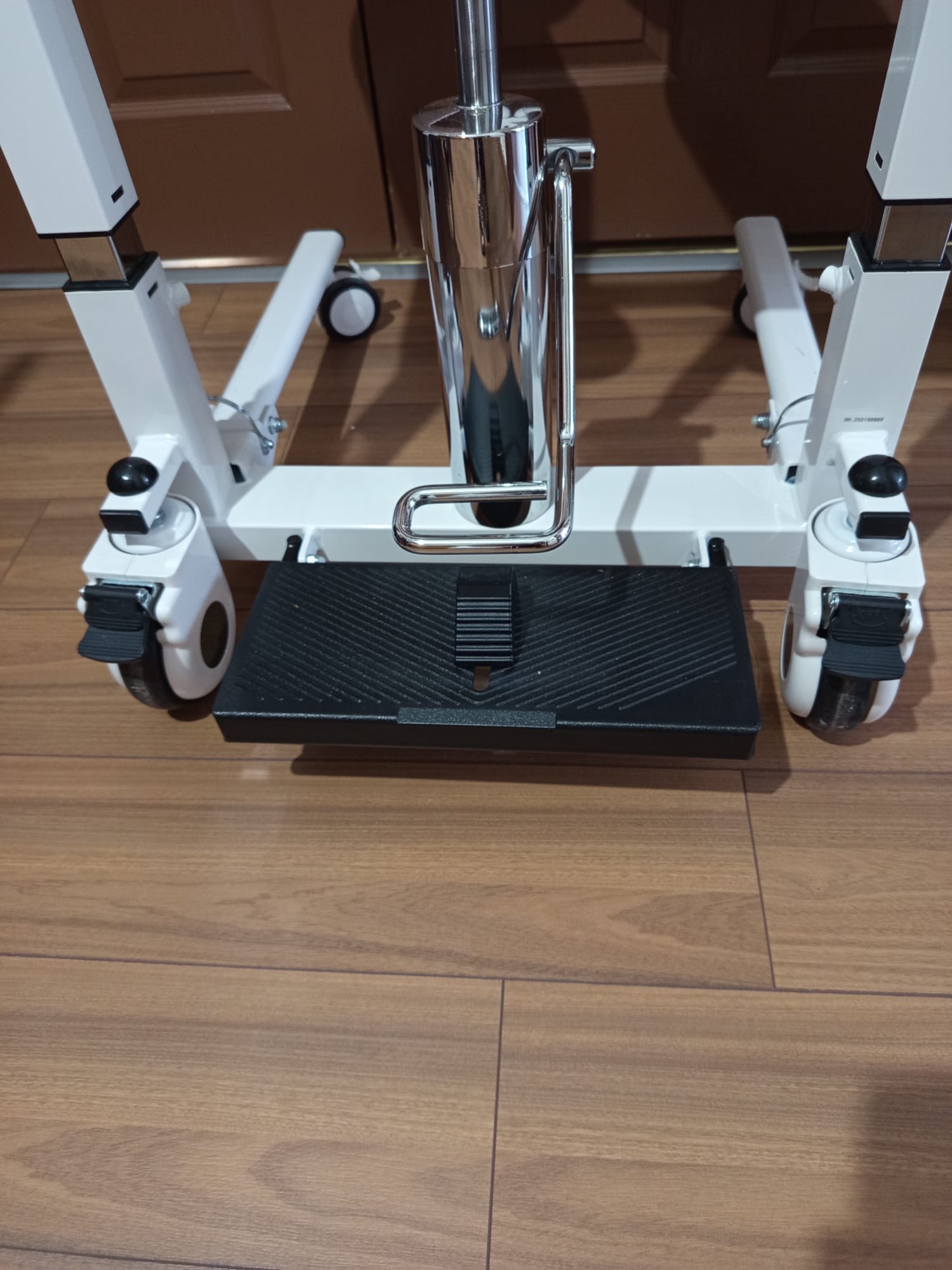 Secondhand Römer R451 Patient Lift - Image 3