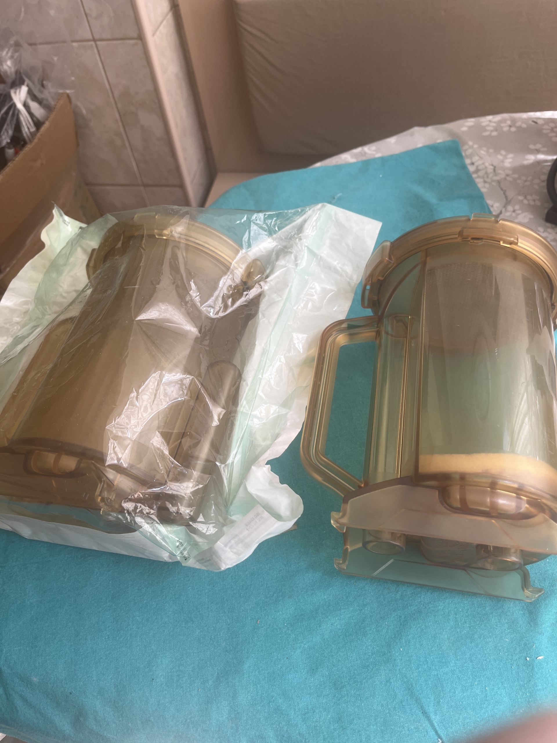2 Pieces GE/Datex Ohmeda 14077004-000 CO2 Absorber Canister - Image 3
