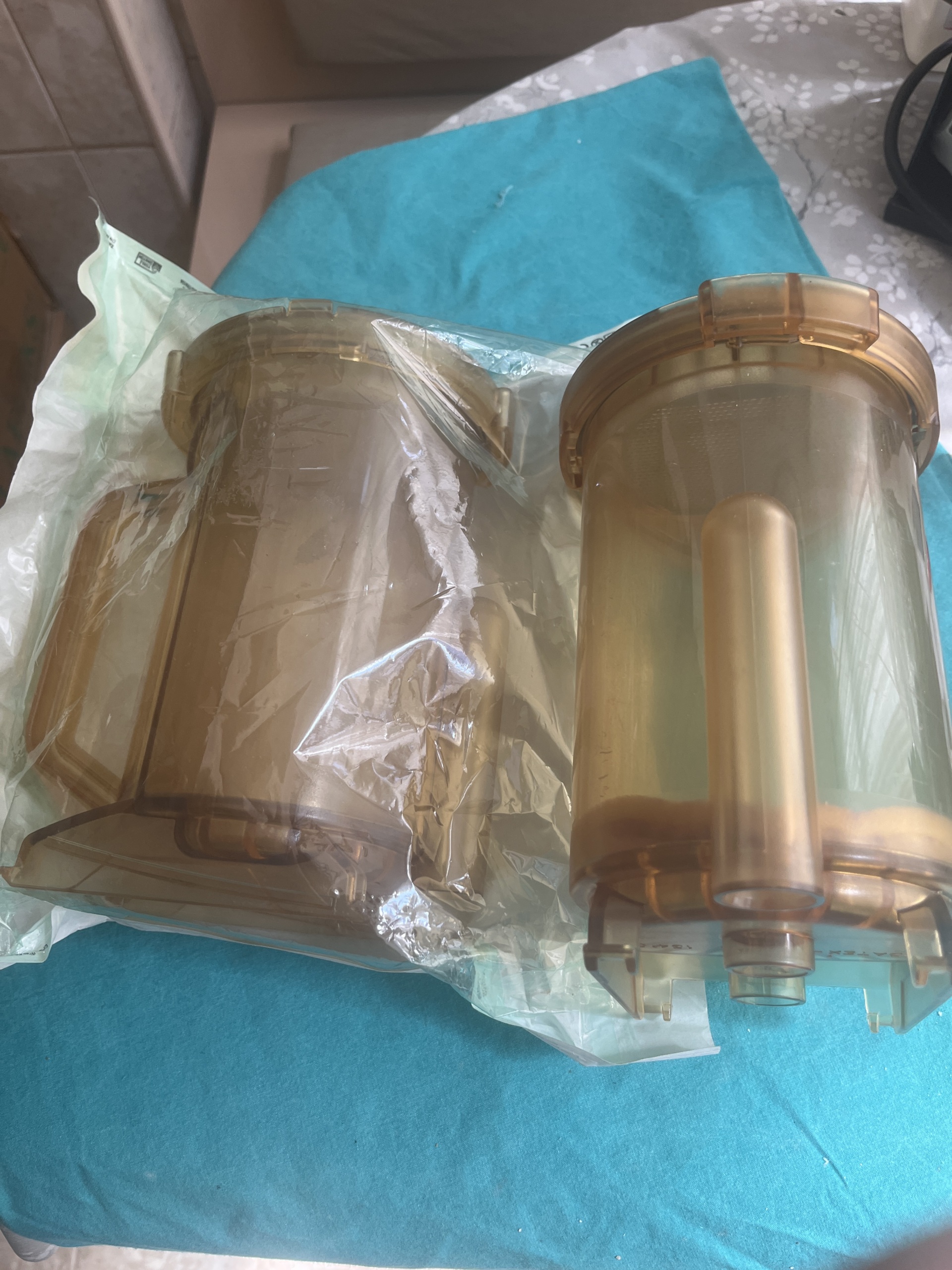2 Pieces GE/Datex Ohmeda 14077004-000 CO2 Absorber Canister - Image 5