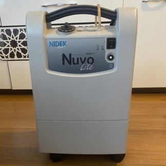Secondhand Nidek Nuvo Lite Mark 5 5L/min Oxygen Concentrator