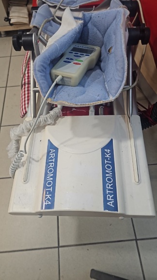 Secondhand Chattanooga Artromot K4 Knee and Hip CPM Device