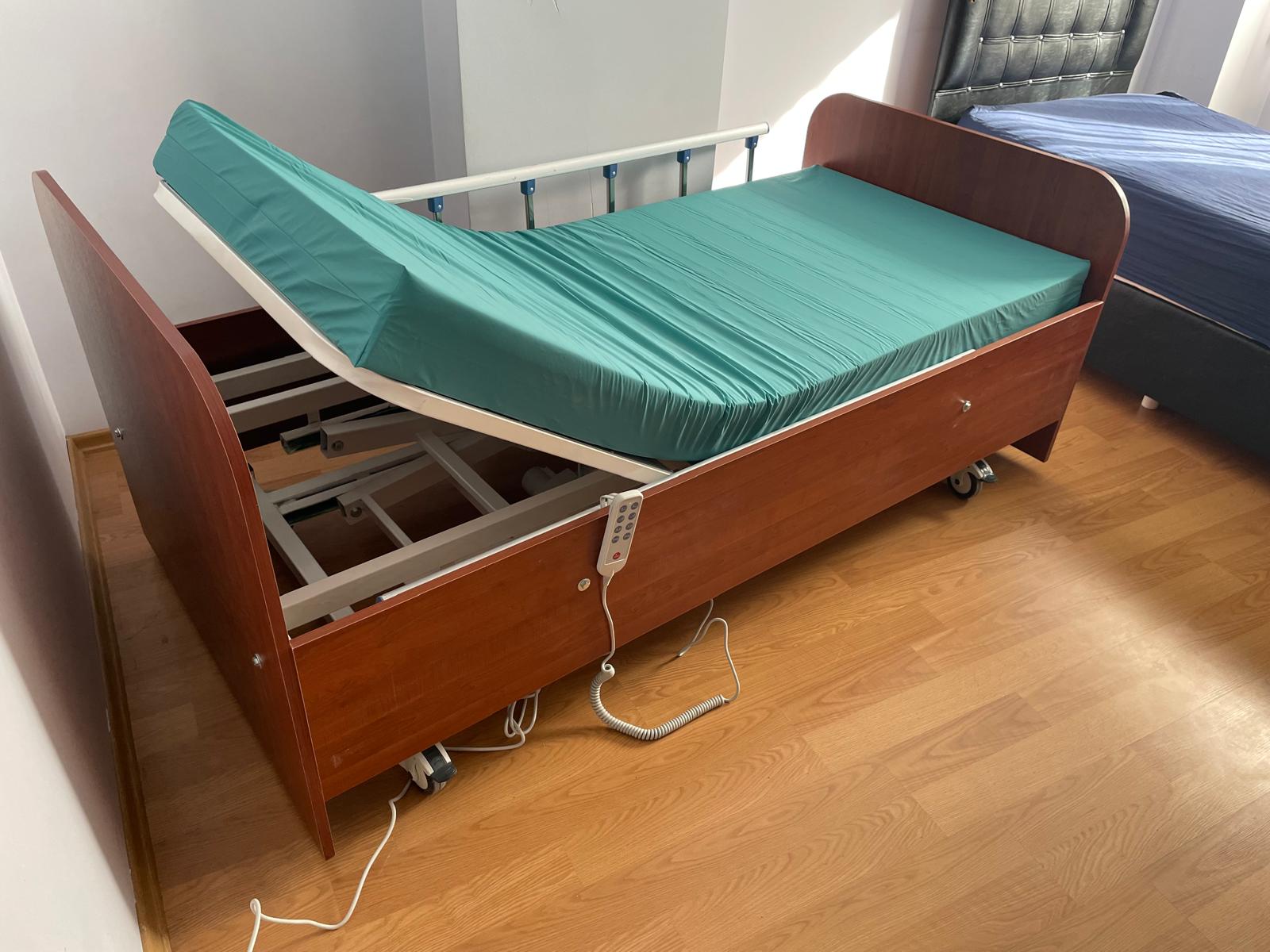 Secondhand Emek 3 Motor Patient Bed