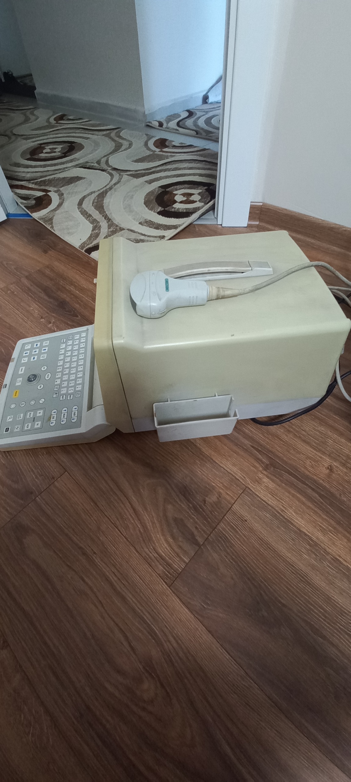 Secondhand Belson 200A Ultrasound Machine - Image 3