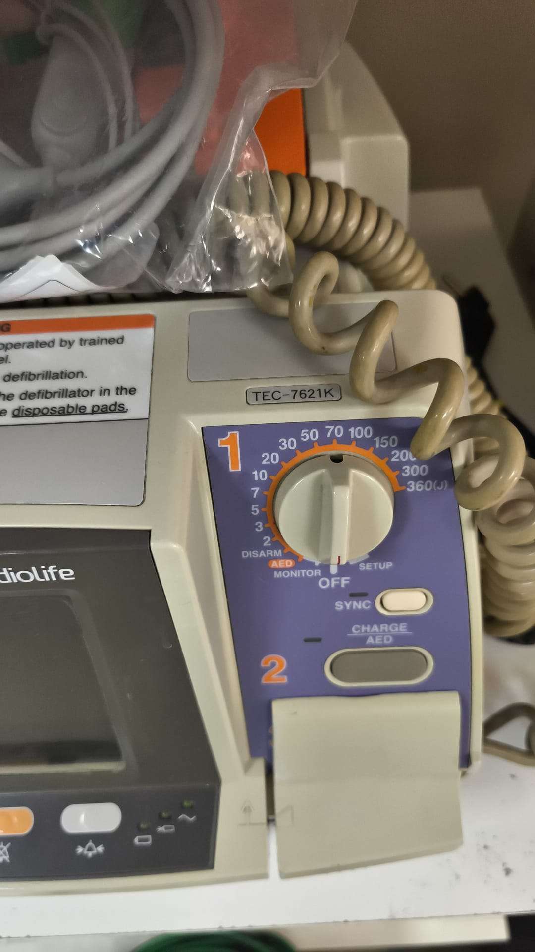 Secondhand Nihon Kohden Cardiolife TEC-7621K Monitor Defibrillator - Image 2