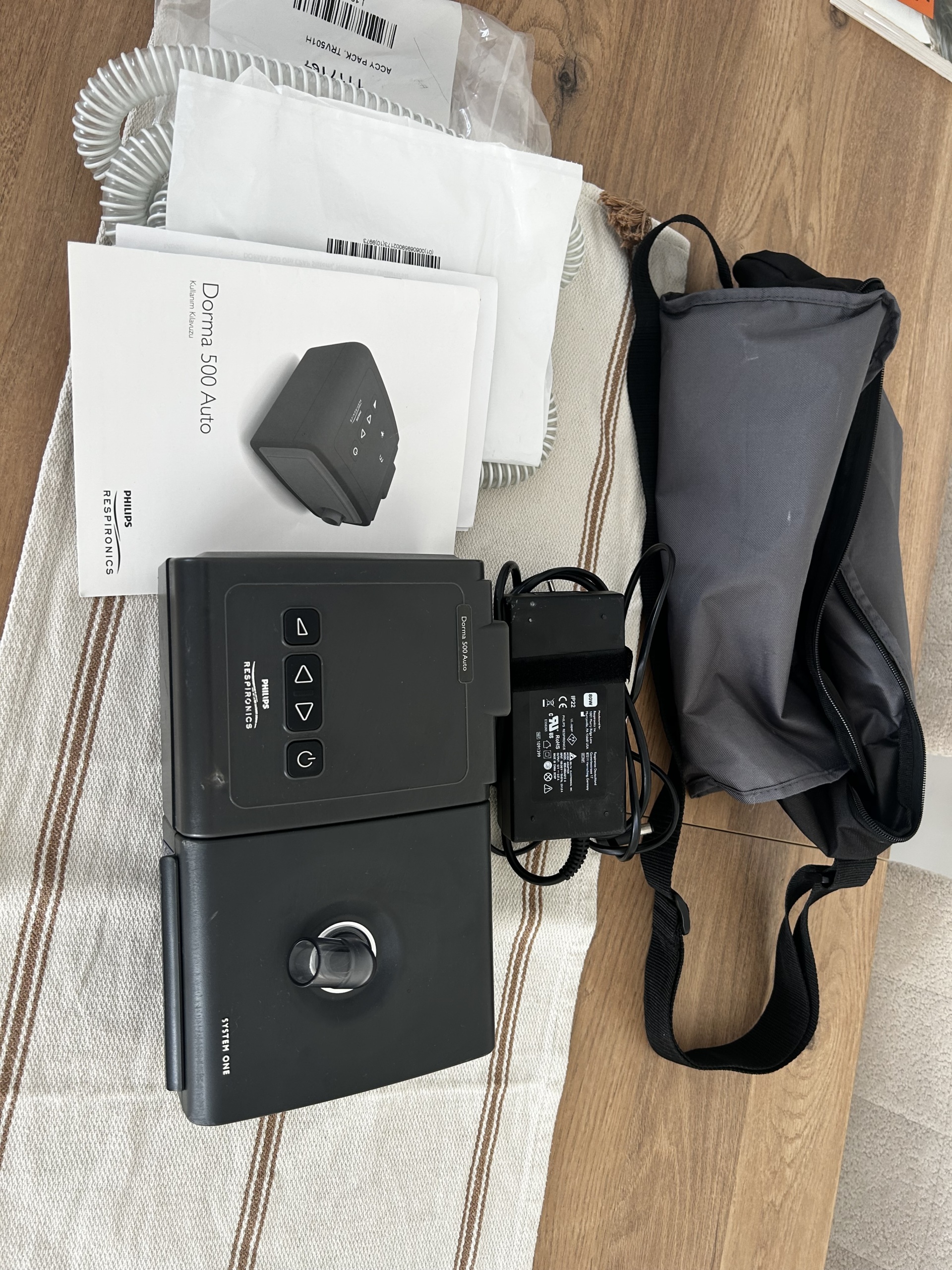 Secondhand Philips Respironics Dorma 500 AUTOCPAP Device with Humidifier - Image 2