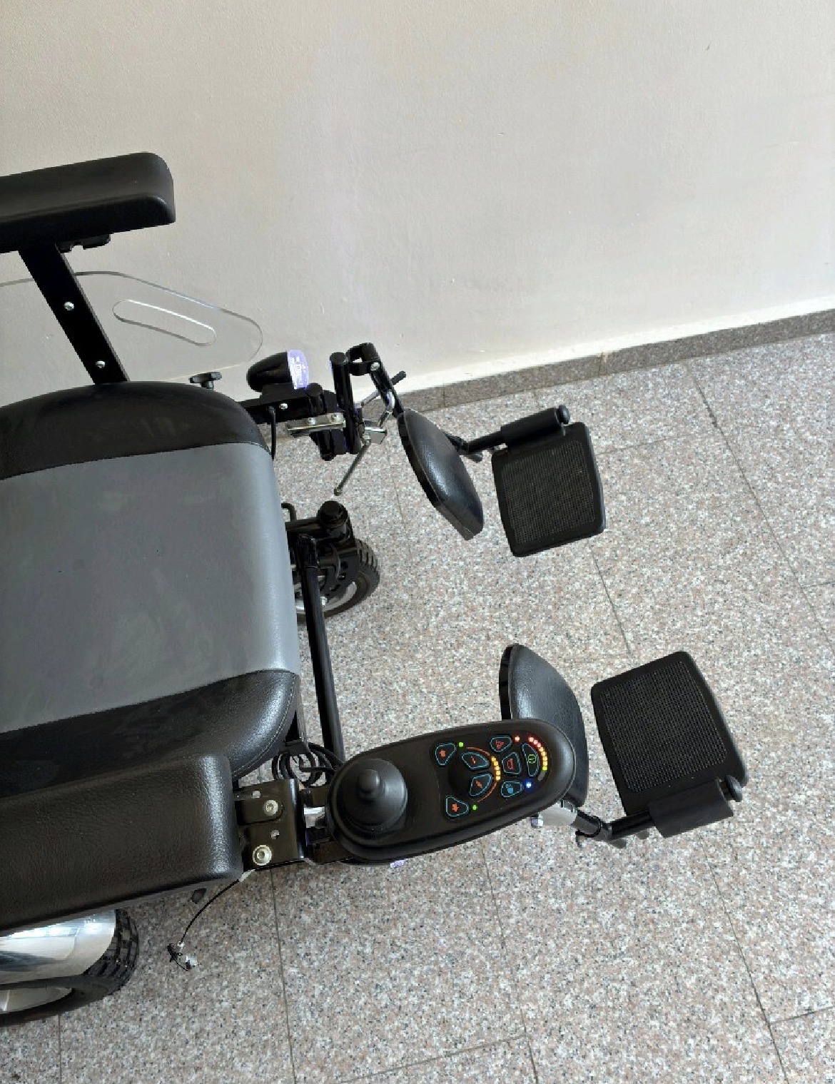İkinci El Fulmaks 7896 Yetişkin Akülü Tekerlekli Sandalye - Görsel 6