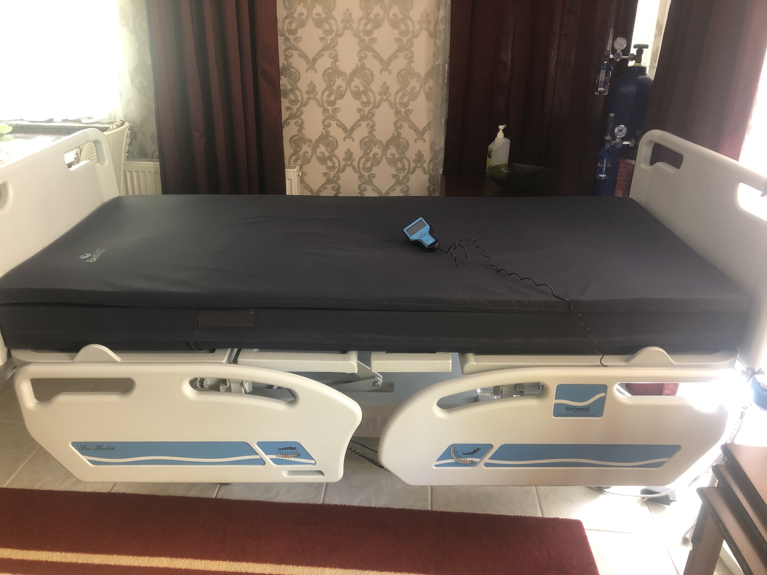 Secondhand Bedaid Medical Bed