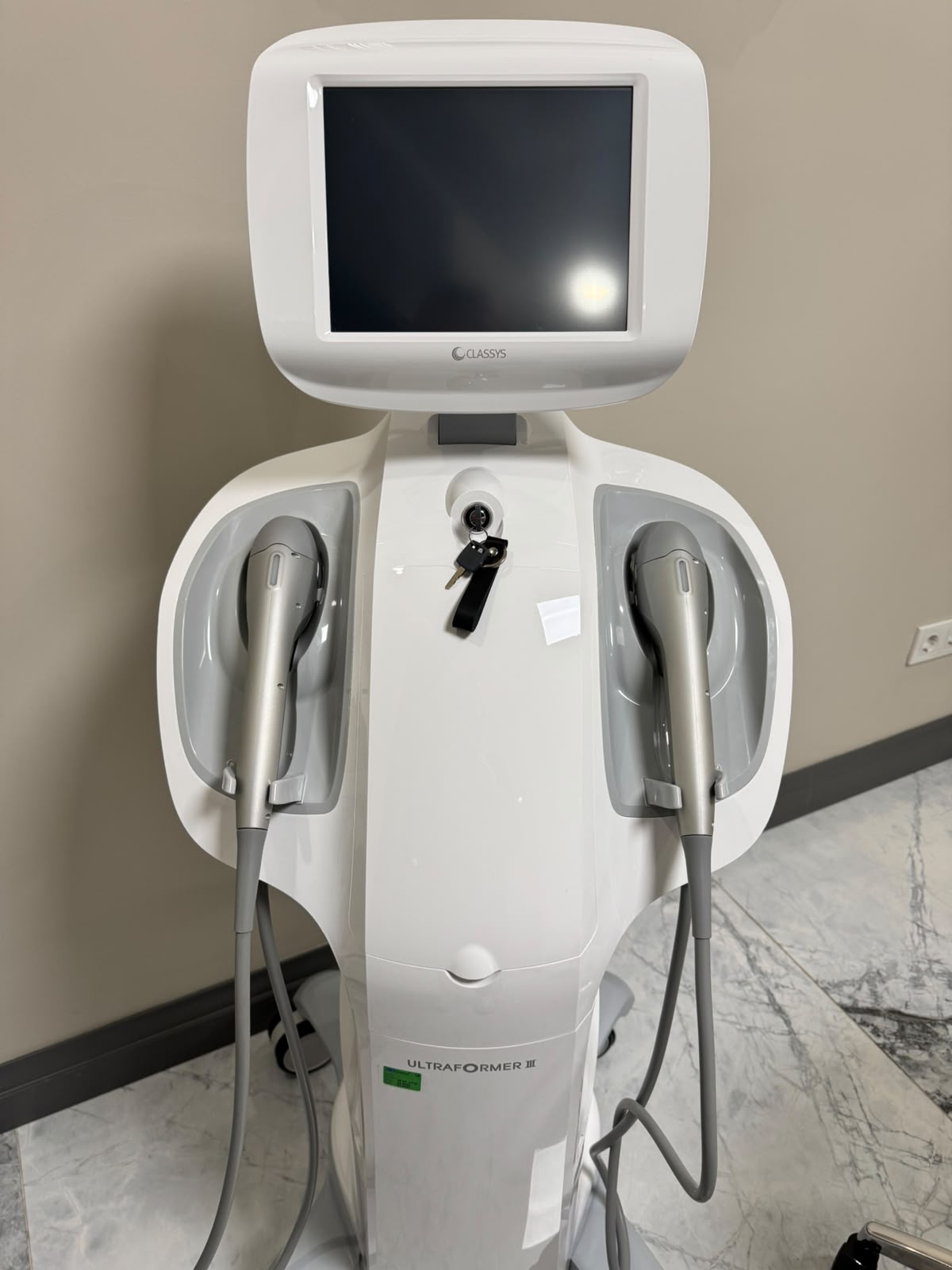 Secondhand Ultraformer 3 UF3-M300 High Intensity Focused Ultrasound (HIFU) Machine - Image 2