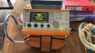 Secondhand Draeger Oxylog 3000 Transport Mechanical Ventilator