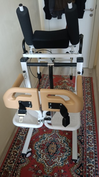 İkinci El Golfi G560 Hasta Taşıma Lifti