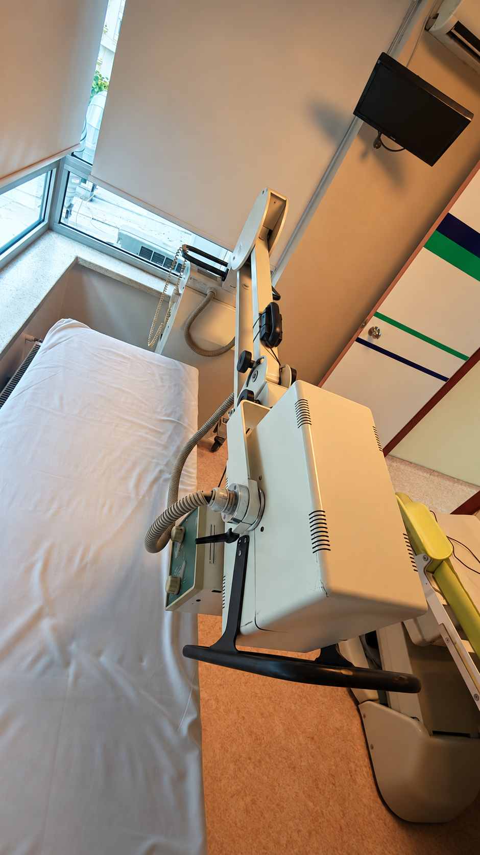 Secondhand SMAM Mobildrive RL5 Portable X-Ray Device - Image 2