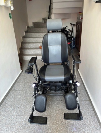 Secondhand Fulmaks 7896 Adult Electric Wheelchair