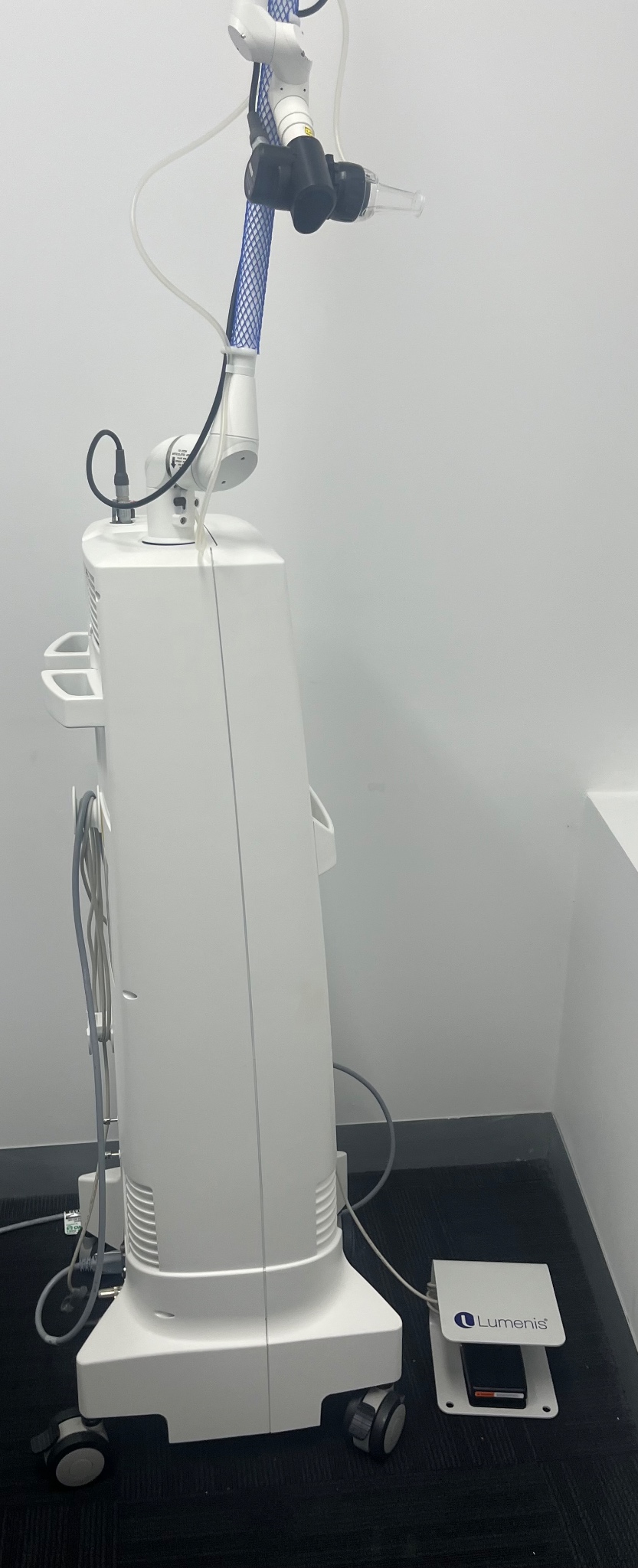 Secondhand Lumenis AcuPulse CO2 Laser Device - Image 2