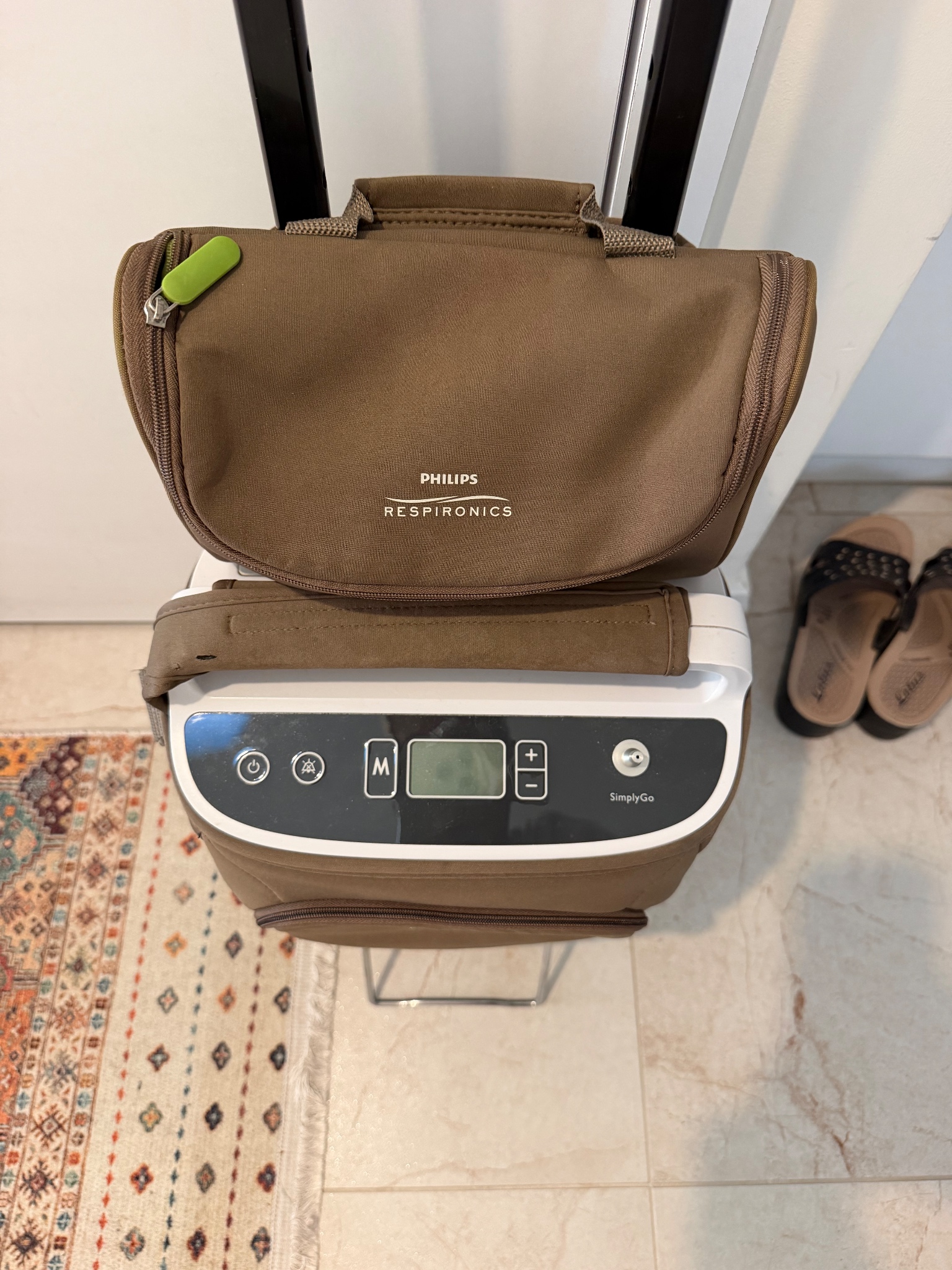 Secondhand Philips Respironics Simply Go 4kg Portable Oxygen Concentrator - Image 2