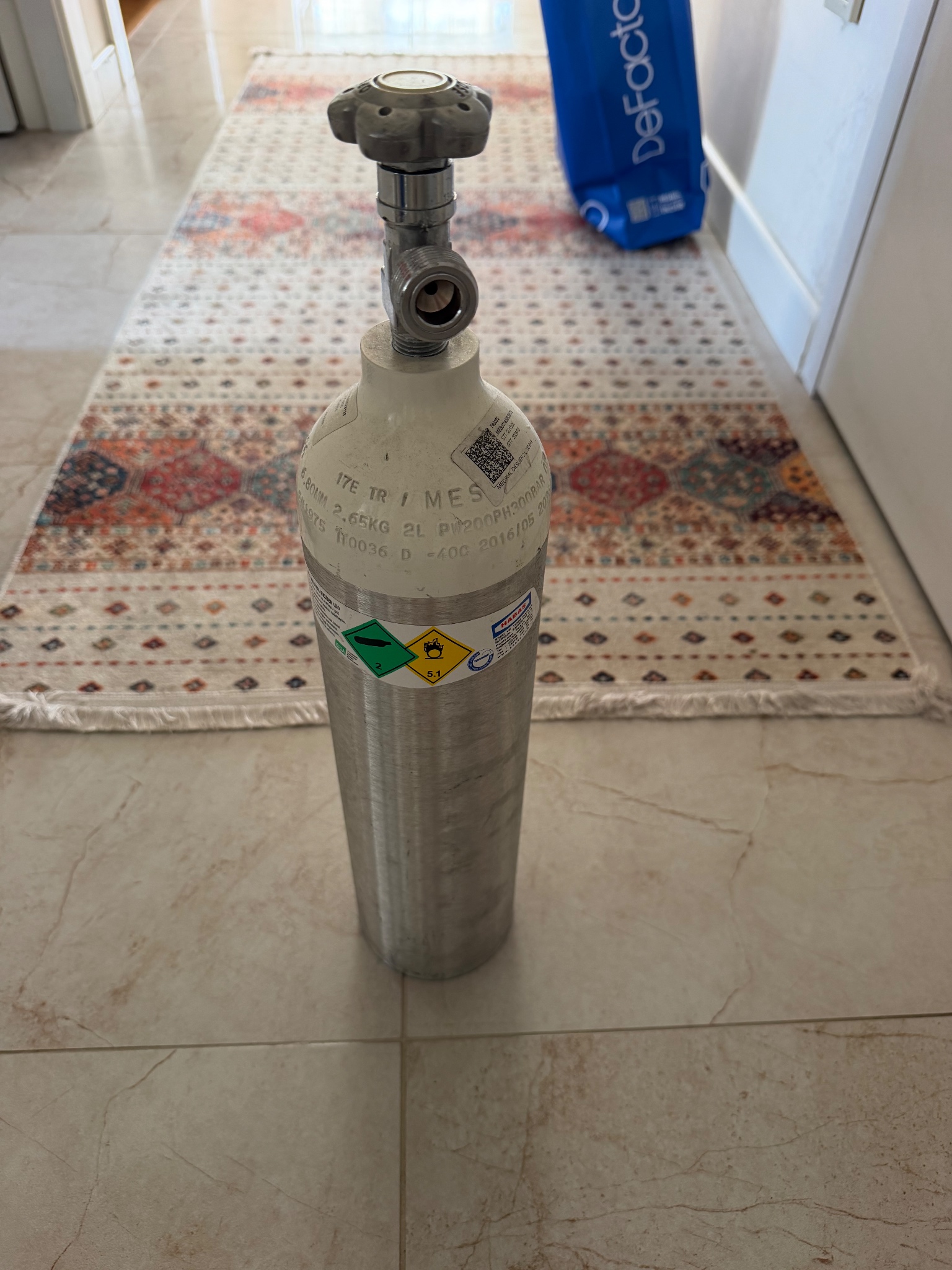 Secondhand Sesan MT-007 2 Liter Aluminum Oxygen Cylinder with Valve