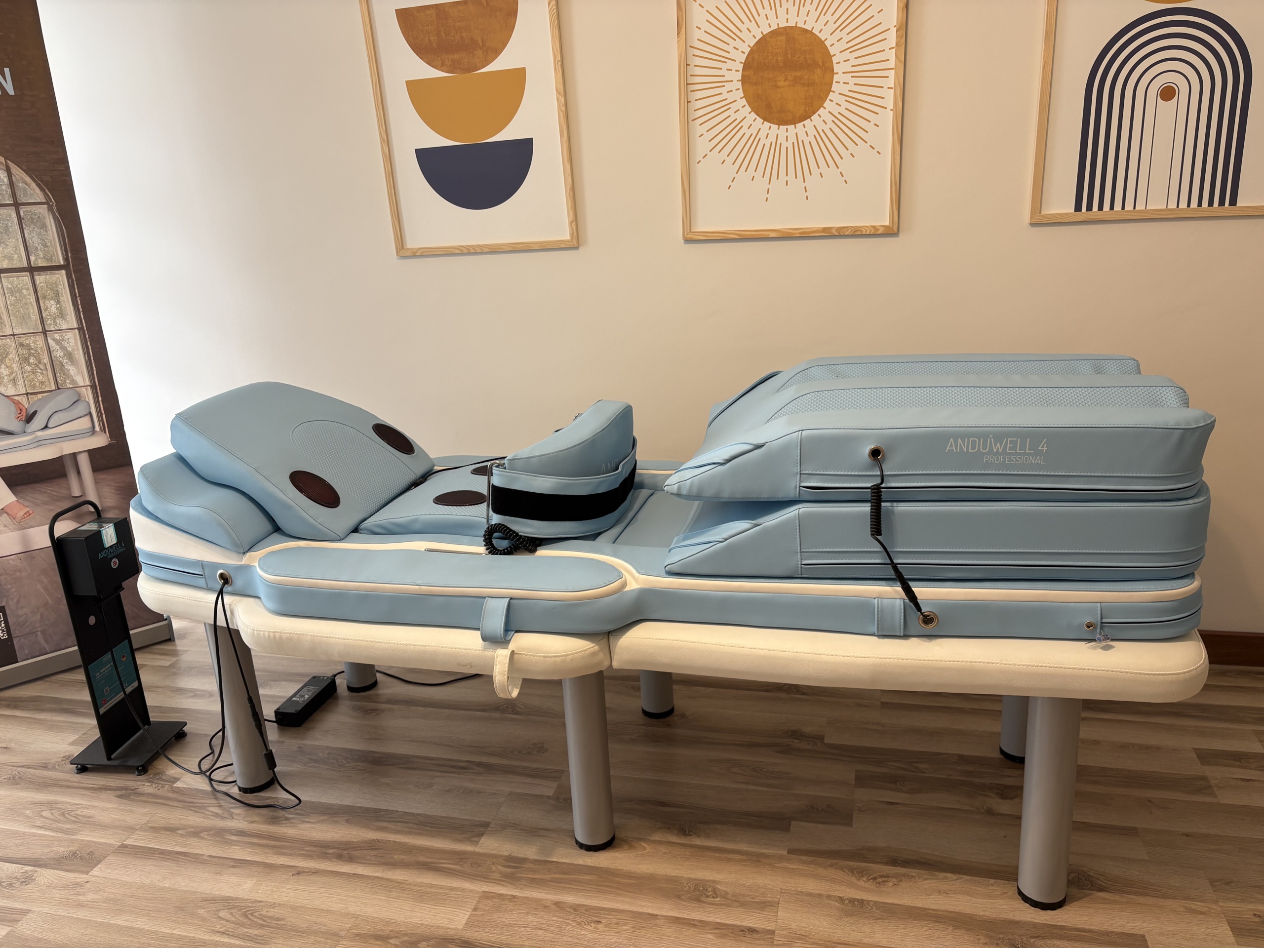Secondhand HHP Anduwell 4 Pro Andullation Therapy Device - Image 2