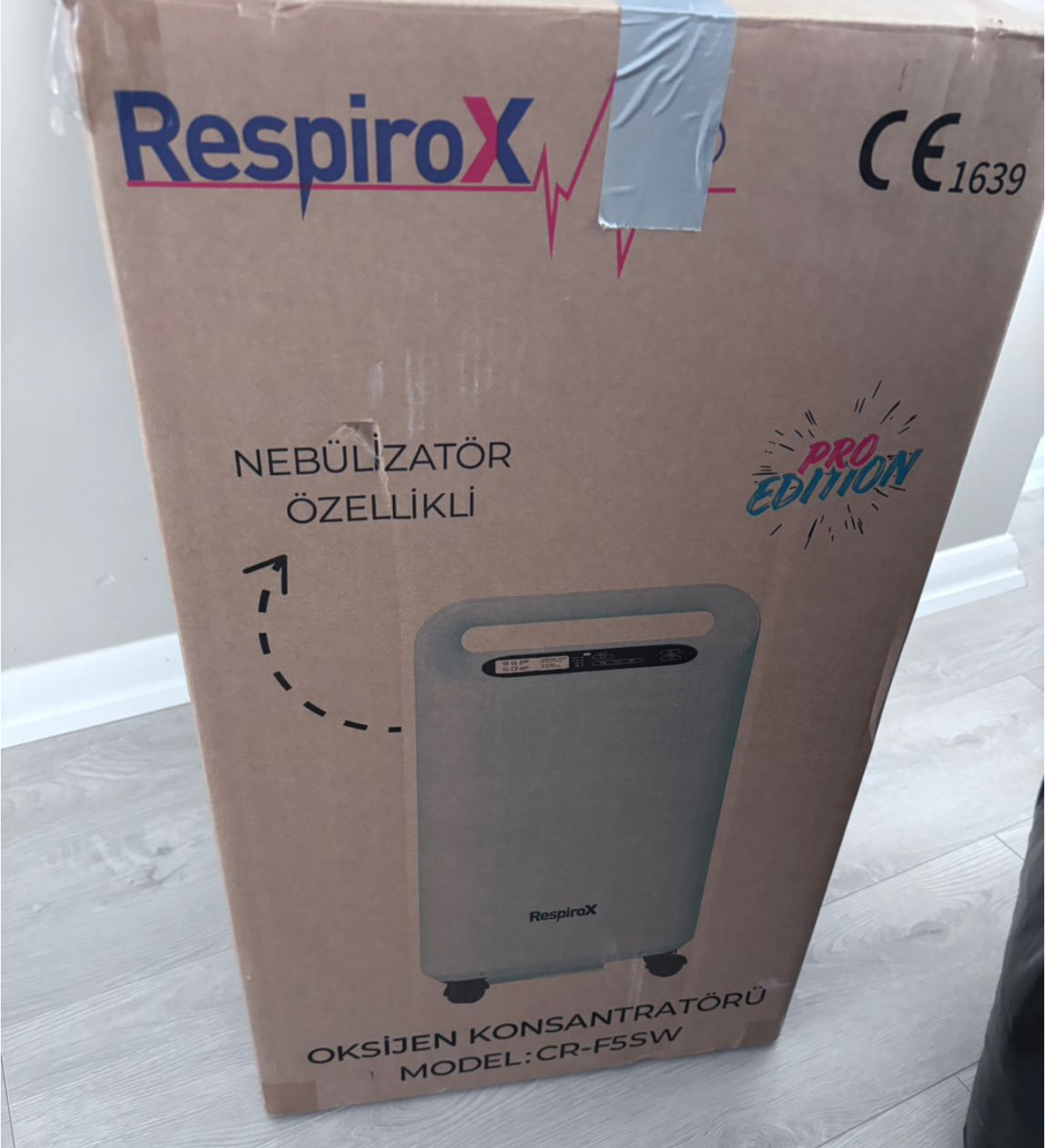 Secondhand Respirox CR-F5SW 5L/min Oxygen Concentrator