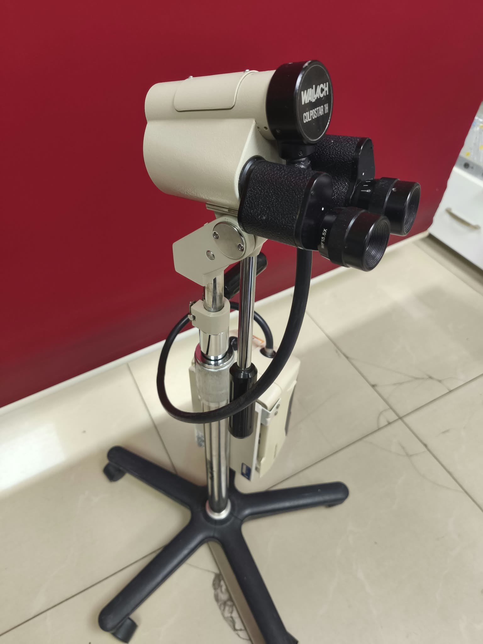 Secondhand Wallach Colpostar 1H Colposcope - Image 3